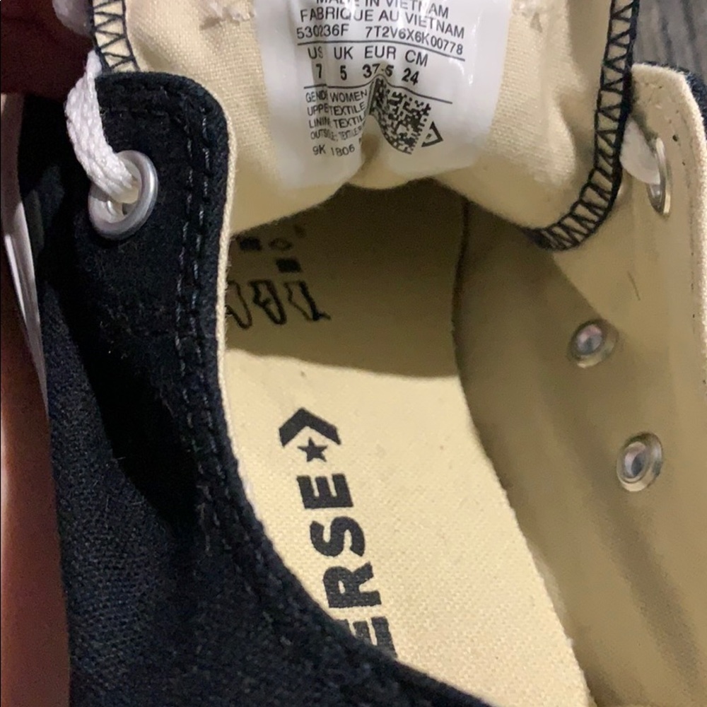 Converse - Picture 4 of 4